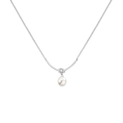 Premium Design Light Luxury Necklace with Pearl Pendant